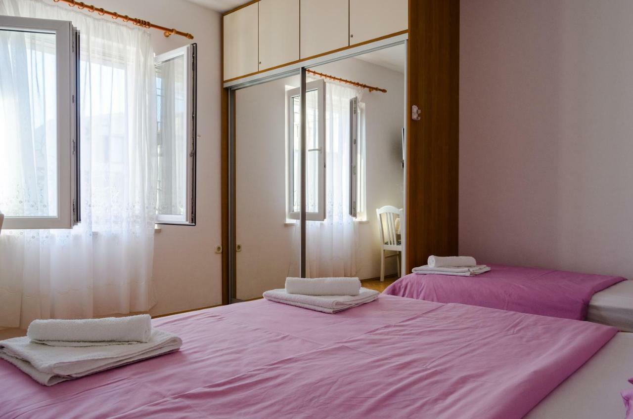 Apartmani Marko Makarska Esterno foto