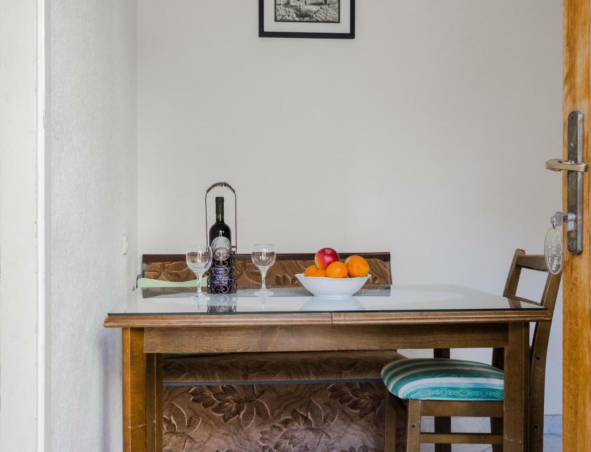 Apartmani Marko Makarska Esterno foto